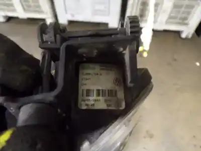 Second-hand car spare part right fog light for volkswagen touareg (7la, 7l6, 7l7) 3.0 v6 tdi oem iam references 7l6941700f  7l6941700e