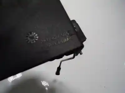 Second-hand car spare part trunk lock for volkswagen caddy furgón/kombi 2.0 tdi oem iam references 2k0827505l9b9  2k0827505