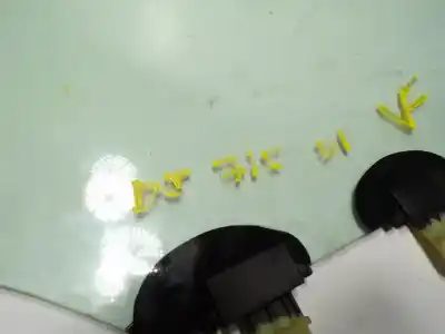 Автозапчасти б/у стекло левой передней двери за hyundai i20 ii (gb, ib) 1.2 ссылки oem iam 82410c8010  