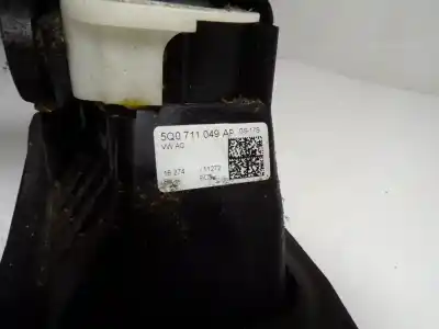 Автозапчасти б/у рычаг переключения передач за skoda octavia combi (5e5) 1.6 tdi dpf ссылки oem iam 5q0711049ap  5q0711049ap