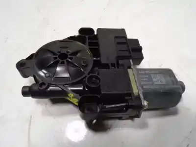 Автозапчастина б/у двигатель заднього правого скла для seat leon st (5f8) 1.4 tgi bivalent. gasolina / cng посилання на oem iam 5q0959812e 0130822725 5q0959811e