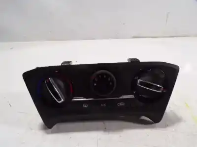 Recambio de automóvil de segunda mano de mando calefaccion / aire acondicionado para hyundai i20 1.1 crdi cat referencias oem iam 97250c8030sdh  97250c8030