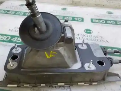 Pezzo di ricambio per auto di seconda mano leva del cambio per audi a3 sportback (8p) 1.6 tdi riferimenti oem iam 1k0711050a  1k0711049cg