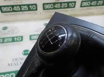 Pezzo di ricambio per auto di seconda mano leva del cambio per audi a3 sportback (8p) 1.6 tdi riferimenti oem iam 1k0711050a  1k0711049cg