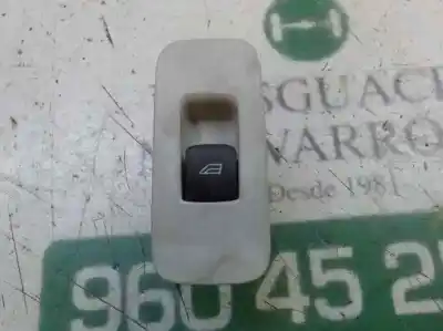 Peça sobressalente para automóvel em segunda mão botão / interruptor elevador vidro traseiro esquerdo por volvo v40 2.0 diesel cat referências oem iam 31394840