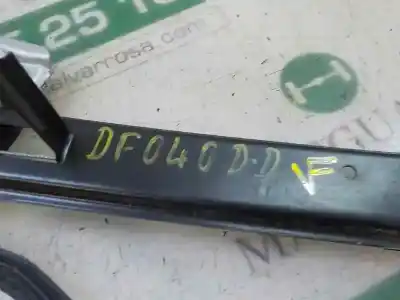 Peça sobressalente para automóvel em segunda mão elevador de vidros dianteiro direito por seat ibiza (6p1) 1.0 referências oem iam 6j4837462  