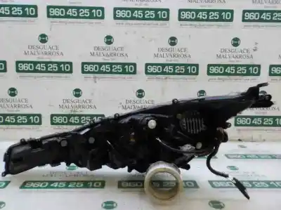 Second-hand car spare part right headlight for toyota corolla wagon 2.0 16v hybrid oem iam references 8111002s70 90119225 8113002s70