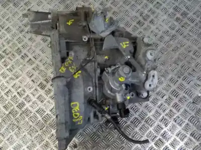 Автозапчастина б/у коробка передач для opel astra j (p10) 2.0 cdti (68) посилання на oem iam 55574485  