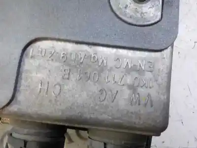 Pezzo di ricambio per auto di seconda mano leva del cambio per audi a3 sportback (8p) 1.9 tdi riferimenti oem iam 1k0711061a  