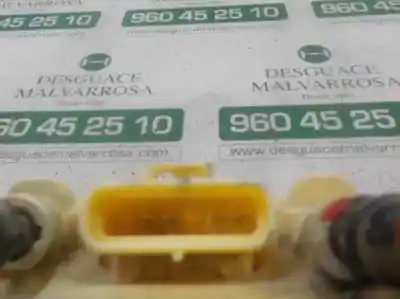Pezzo di ricambio per auto di seconda mano sensore di livello del carburante per ford focus iii 1.5 d 120cv riferimenti oem iam 2256262  