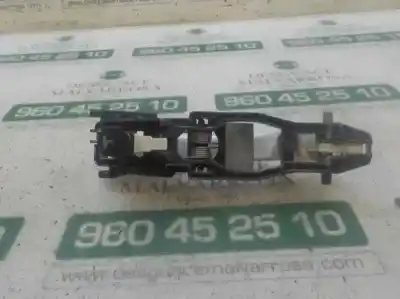 Автозапчастина б/у ліва передня зовнішня ручка для mercedes-benz clase clc (cl203) clc 220 cdi (la) (203.708) посилання на oem iam a21176015709650  