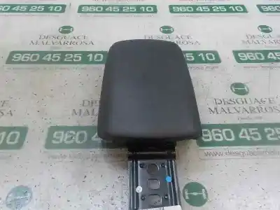 Автозапчастина б/у ЦЕНТРАЛЬНИЙ ПОДЛОКНИК для FORD FOCUS LIM. (CB8)  Посилання на OEM IAM 1835223  A10860008003500