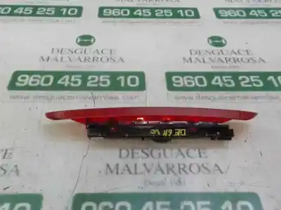 Автозапчастина б/у центральний задній ламп для ford focus lim. (cb4) 1.6 tdci cat посилання на oem iam   