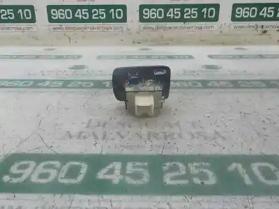 Second-hand car spare part right front power window switch for renault kangoo express 1.5 dci oem iam references   