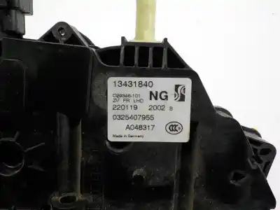 Автозапчастина б/у замок передній праві двері для opel corsa d (s07) 1.4 (l08 l68) посилання на oem iam 13431840 0325407955 13431840