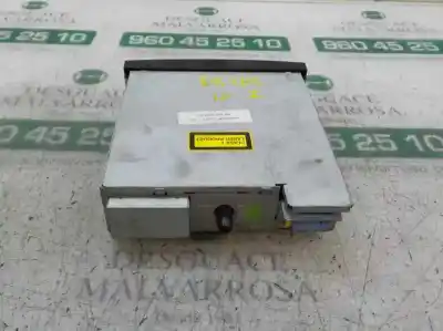 Pezzo di ricambio per auto di seconda mano impianto audio / radio cd per peugeot 307 break / sw (s1) 2.0 hdi fap cat riferimenti oem iam   