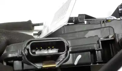 Автозапчастина б/у замок заднього правого дверя для renault captur i (j5_, h5_) 1.2 tce 120 посилання на oem iam 805027072r  805027072r