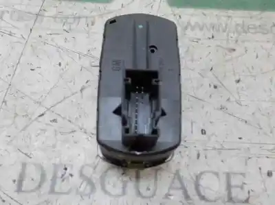 Автозапчасти б/у выключатель левого переднего окна за opel corsa d (s07) 1.4 (l08 l68) ссылки oem iam   