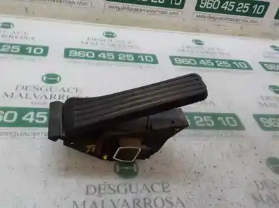 Second-hand car spare part accelerator pedal for mercedes-benz clase clk (w207) coupe 2.1 cdi cat oem iam references a2043000704  a2043000004
