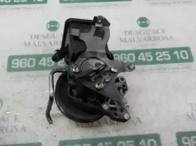 Second-hand car spare part steering pump for bmw x3 (e83) 2.0d oem iam references 32413450766  