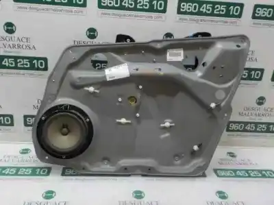 Pièce détachée automobile d'occasion LÉVE GLACE AVANT DROIT pour MERCEDES-BENZ CLASE B (W245)  Références OEM IAM A1697200879  A1697202879
