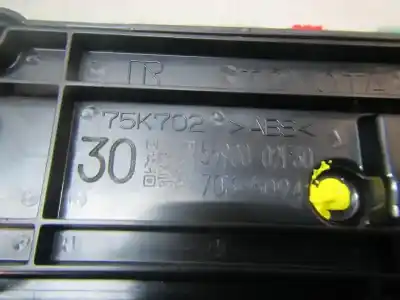 Peça sobressalente para automóvel em segunda mão comando de sofagem (chauffage / ar condicionado) por toyota corolla hybrid referências oem iam 5590002f30  5590002f30