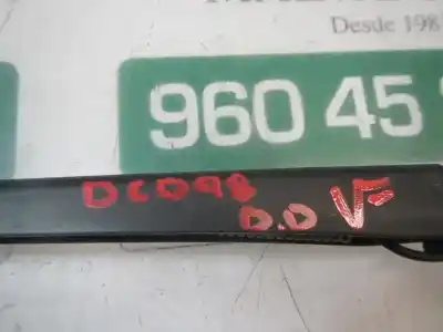 Second-hand car spare part front right windshield wiper arm for renault twingo authentique oem iam references   