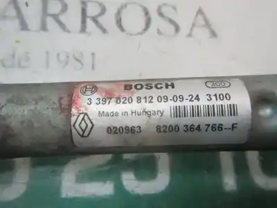 Second-hand car spare part front windscreen wiper linkage for renault twingo authentique oem iam references   