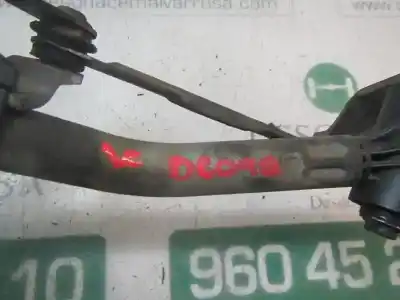 Second-hand car spare part front windscreen wiper linkage for renault twingo authentique oem iam references   