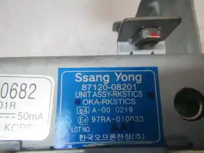 Second-hand car spare part wheel lock column for ssangyong rexton 2.7 turbodiesel cat oem iam references   