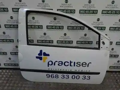 Peça sobressalente para automóvel em segunda mão porta dianteira direita por renault twingo authentique referências oem iam 