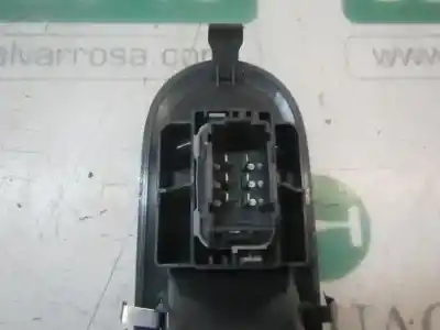 Second-hand car spare part right front power window switch for renault twingo authentique oem iam references   