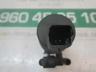 Second-hand car spare part washer pump for renault twingo authentique oem iam references   