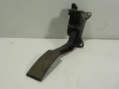 Second-hand car spare part accelerator pedal for nissan navara pick-up (d40m) 2.5 dci cat oem iam references 18002ea000