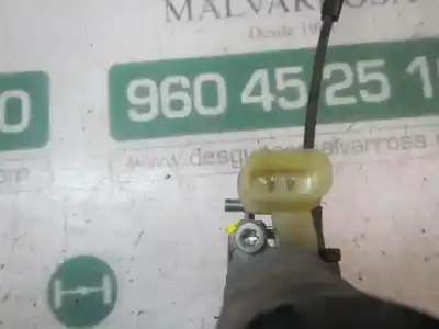 Автозапчастина б/у регулятор вікна передній лівий для hyundai i10 classic посилання на oem iam 824030x010  824010x010