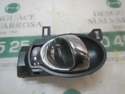 Peça sobressalente para automóvel em segunda mão Puxador Interior Dianteiro Direito por NISSAN JUKE (F15) 1.6 16V CAT Referências OEM IAM   