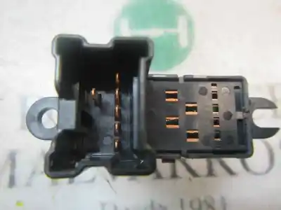 Peça sobressalente para automóvel em segunda mão botão / interruptor elevador vidro traseiro esquerdo por nissan qashqai / qashqai +2 i (j10, nj10, jj10e) 2.0 dci referências oem iam 25411jd000  25411jd000