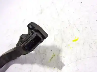 Second-hand car spare part accelerator pedal for peugeot 208 (p2) 1.2 puretech oem iam references 9827704480  9827704480