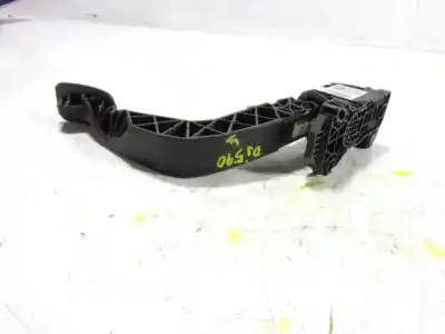 Second-hand car spare part accelerator pedal for peugeot 208 (p2) 1.2 puretech oem iam references 9827704480  9827704480