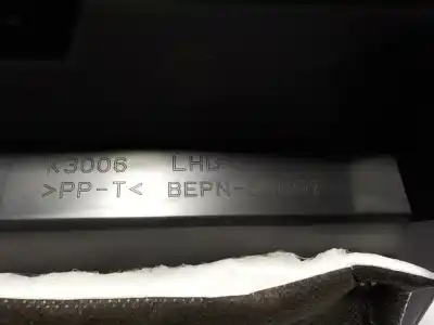 Peça sobressalente para automóvel em segunda mão porta luvas por mazda 3 berlina (bp) evolution referências oem iam   bepn64051