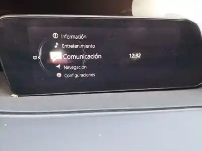 Tweedehands auto-onderdeel multifunctioneel display voor mazda 3 berlina (bp) evolution oem iam-referenties   bdgf611j0a