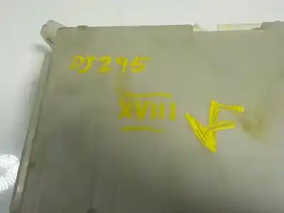 Second-hand car spare part fuse box unit for lexus rx 450h oem iam references  8273048a20 8922148520