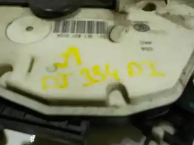 Автозапчасти б/у замок левой передней двери за seat toledo iv (kg3) 1.6 tdi ссылки oem iam 5e0839016a  5e1837015a