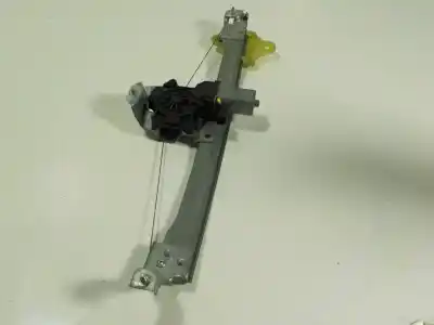 Second-hand car spare part passenger side right window regulator for renault captur 1.2 tce energy oem iam references 807200713r Second-hand car spare part passenger side right window regulator for renault captur 1.2 tce energy oem iam references 807200713r