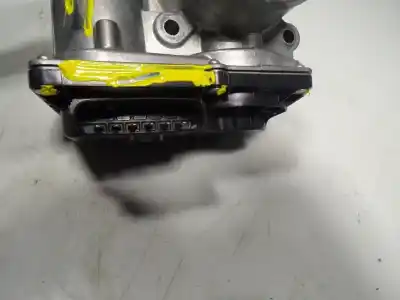 Pezzo di ricambio per auto di seconda mano scatola della farfalla per toyota corolla (e21) sedan 1.8 16v hybrid riferimenti oem iam 220300t110  220300t110