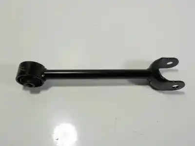 Tweedehands auto-onderdeel onderste veringarm achter links voor toyota corolla (e21) sedan 1.8 16v hybrid oem iam-referenties 4871002090