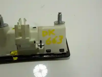 Автозапчастина б/у ручка ворот для audi q5 (8r) 3.0 tdi посилання на oem iam 5n0827566t  5n0827566