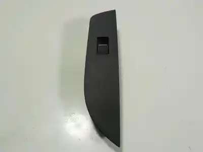 Pezzo di ricambio per auto di seconda mano interruttore alzacristalli anteriore destro per toyota corolla (e21) sedan 1.8 16v hybrid riferimenti oem iam 7423202j70