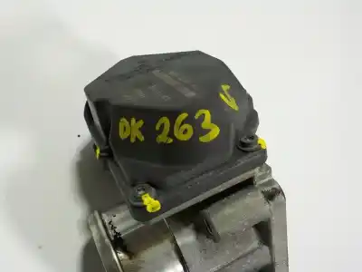 Pezzo di ricambio per auto di seconda mano scatola della farfalla per kia cee´´d 1.4 crdi cat riferimenti oem iam 351002a900 5wy9174e 351002a900