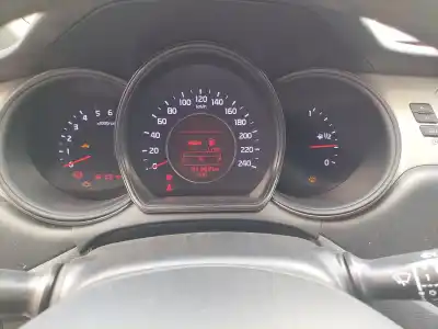 Peça sobressalente para automóvel em segunda mão quadrante por kia cee´´d 1.4 crdi cat referências oem iam 94003a2332  94003a2332